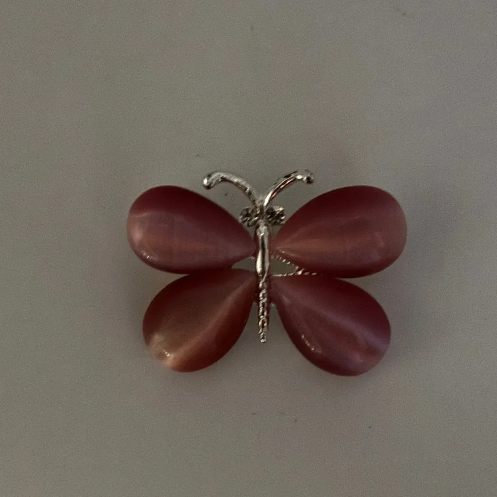 Sonoma‎ Pink Cats Eye Butterfly Brooch Silver Tone Whimsical Insect Pin